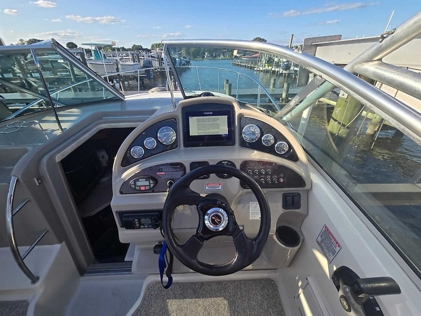27ft Sea Ray Yacht For Sale