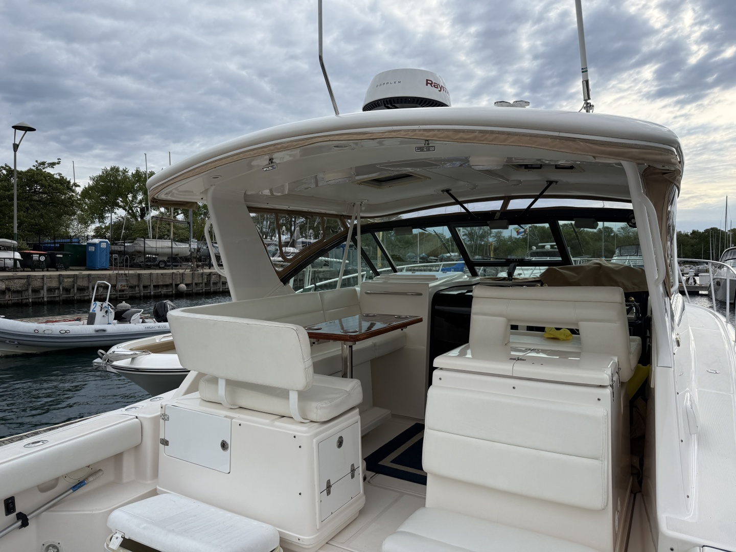 2003 Tiara Yachts 3500 Open