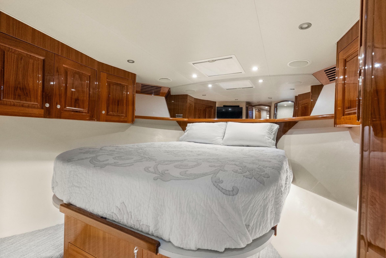 Forward VIP Stateroom