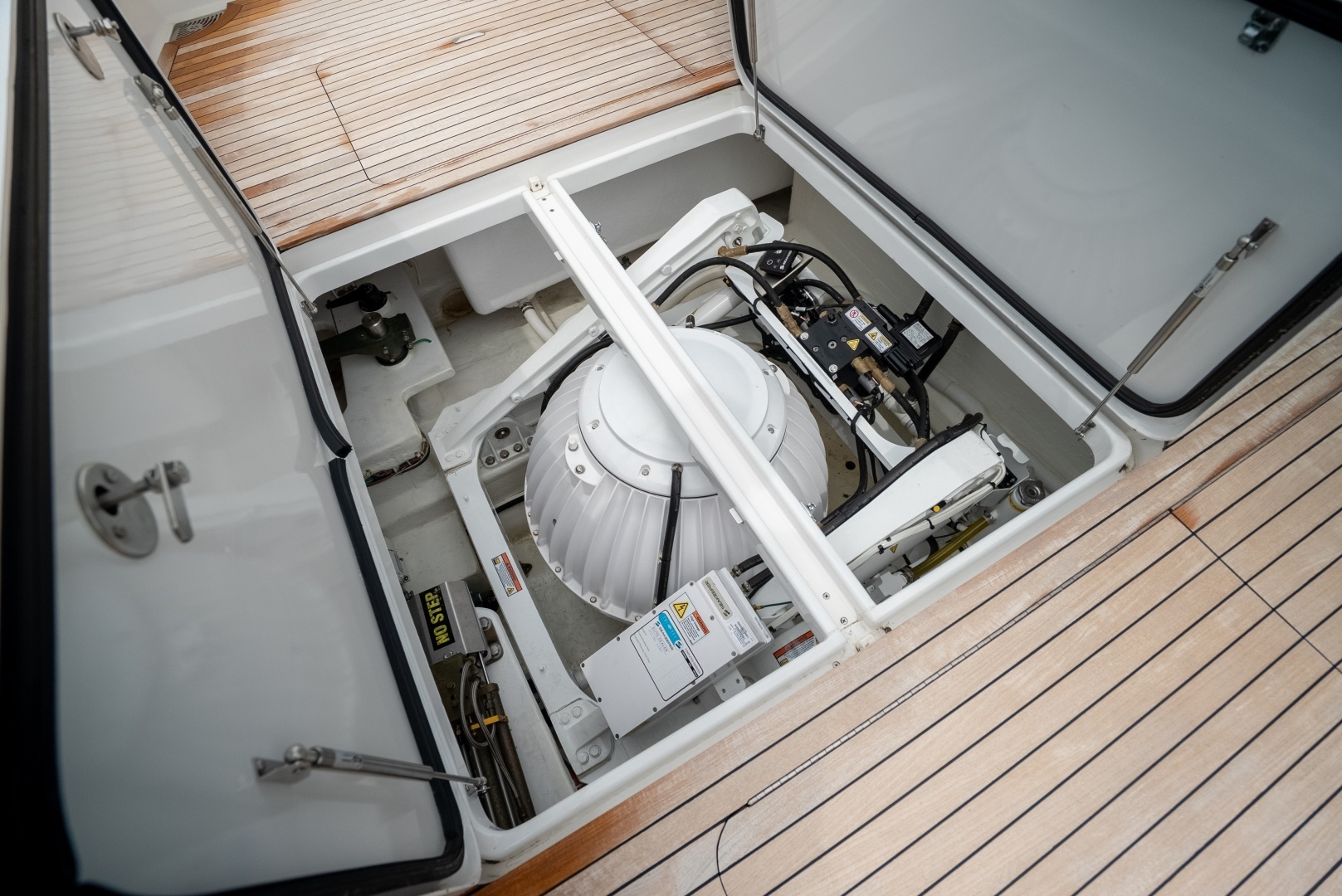 Viking Enclosed Flybridge Yacht For Sale