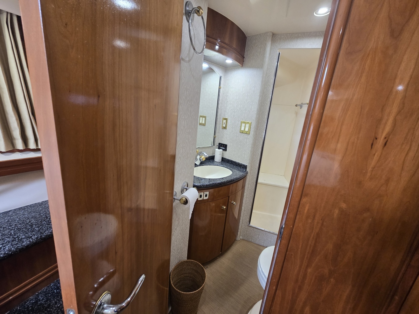 2000 Carver 530
