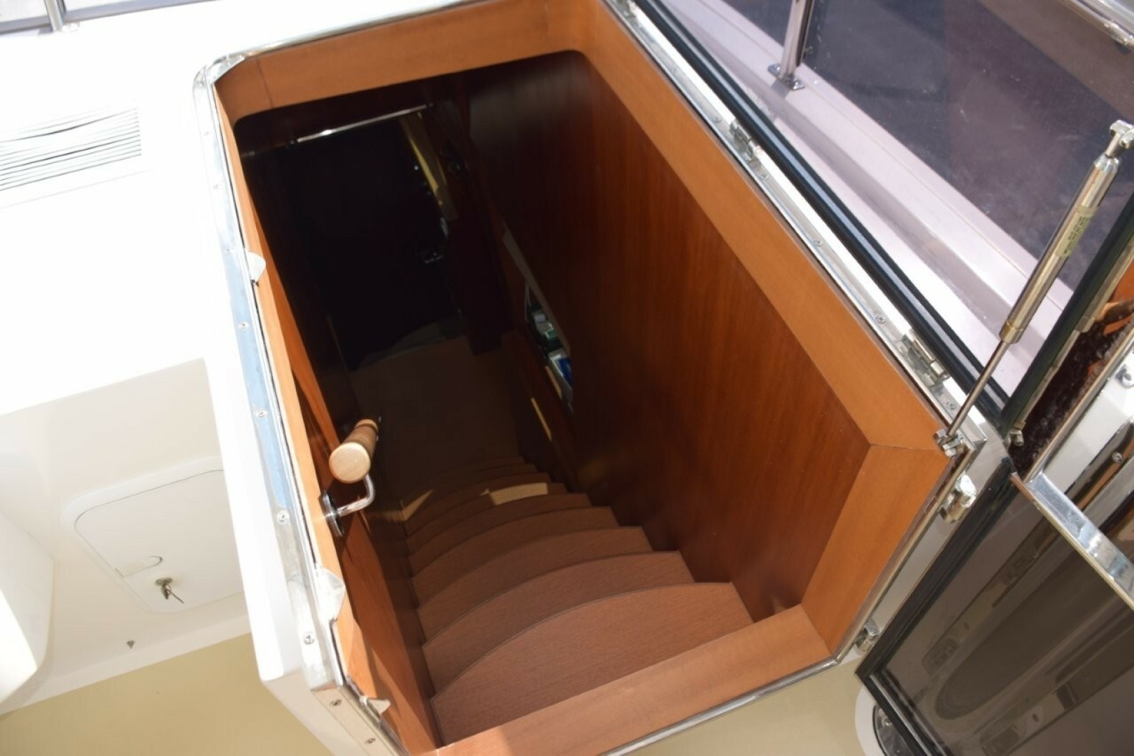 Hargrave Motor Yacht — SALINATE - Photo 8