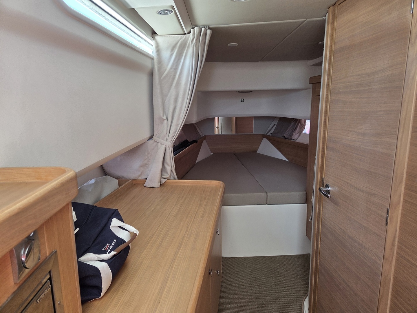 Nimbus Tender 11 - Photo 26