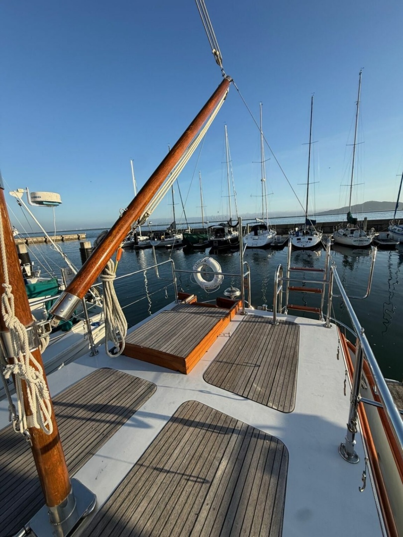 Tucker 37ft Lord Nelson Yacht For Sale Tucker 37ft Lord Nelson Yacht For Sale