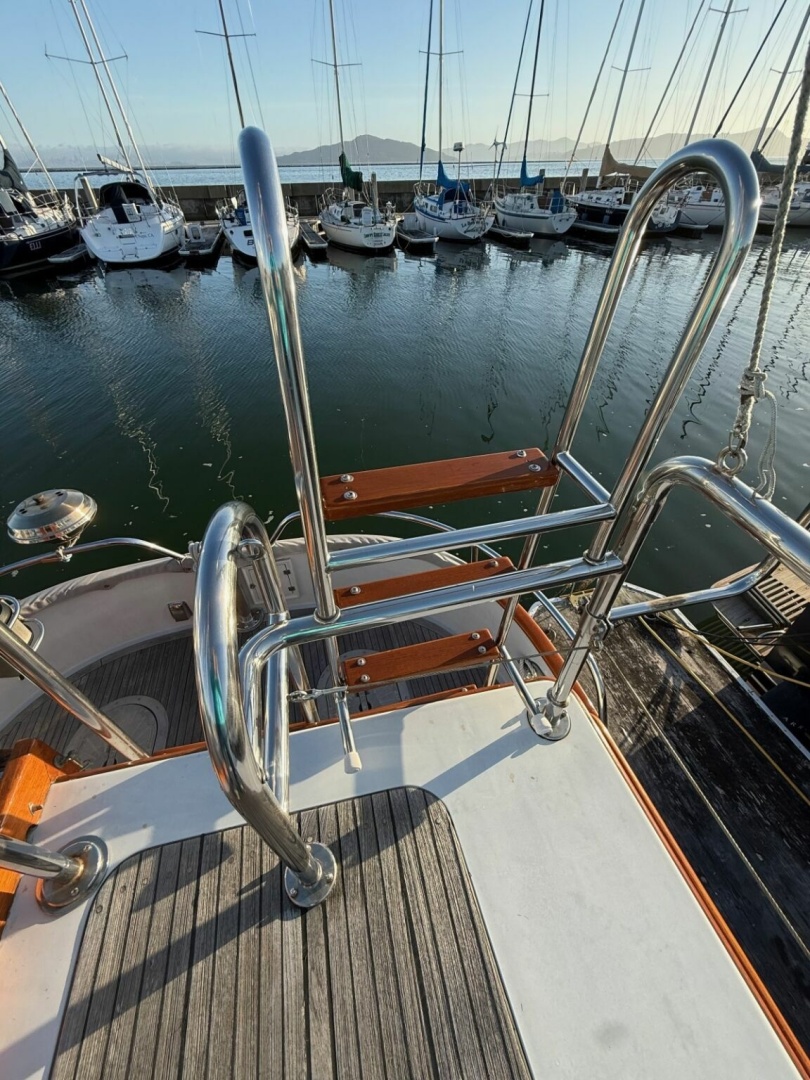 1987 Lord Nelson Victory Tug