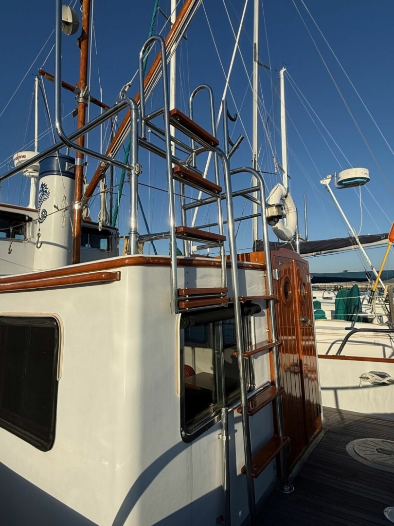 Tucker 37ft Lord Nelson Yacht For Sale Tucker 37ft Lord Nelson Yacht For Sale