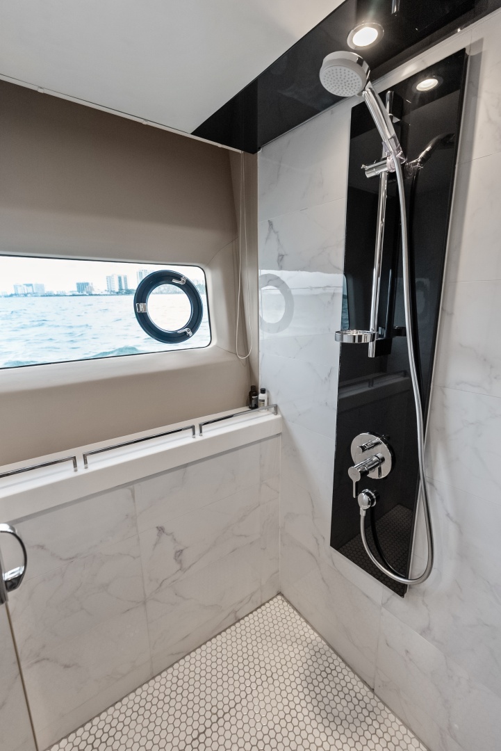 2014 Princess S72
