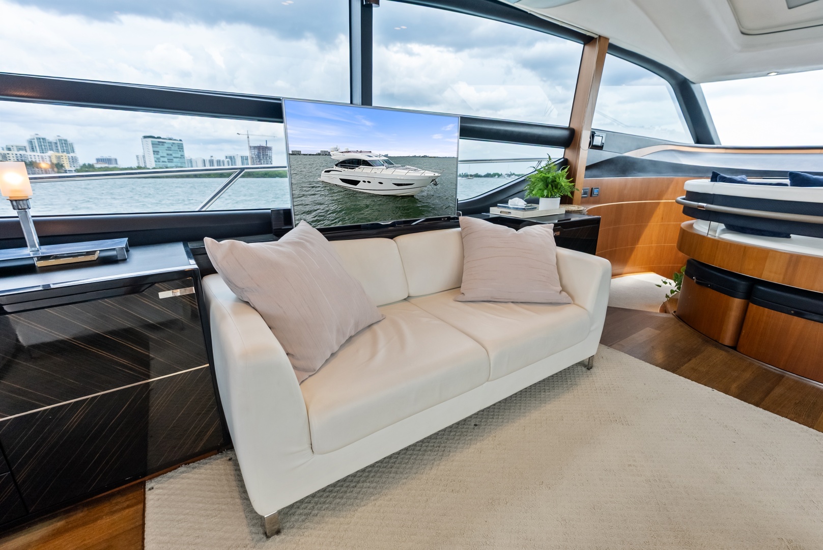2014 Princess S72