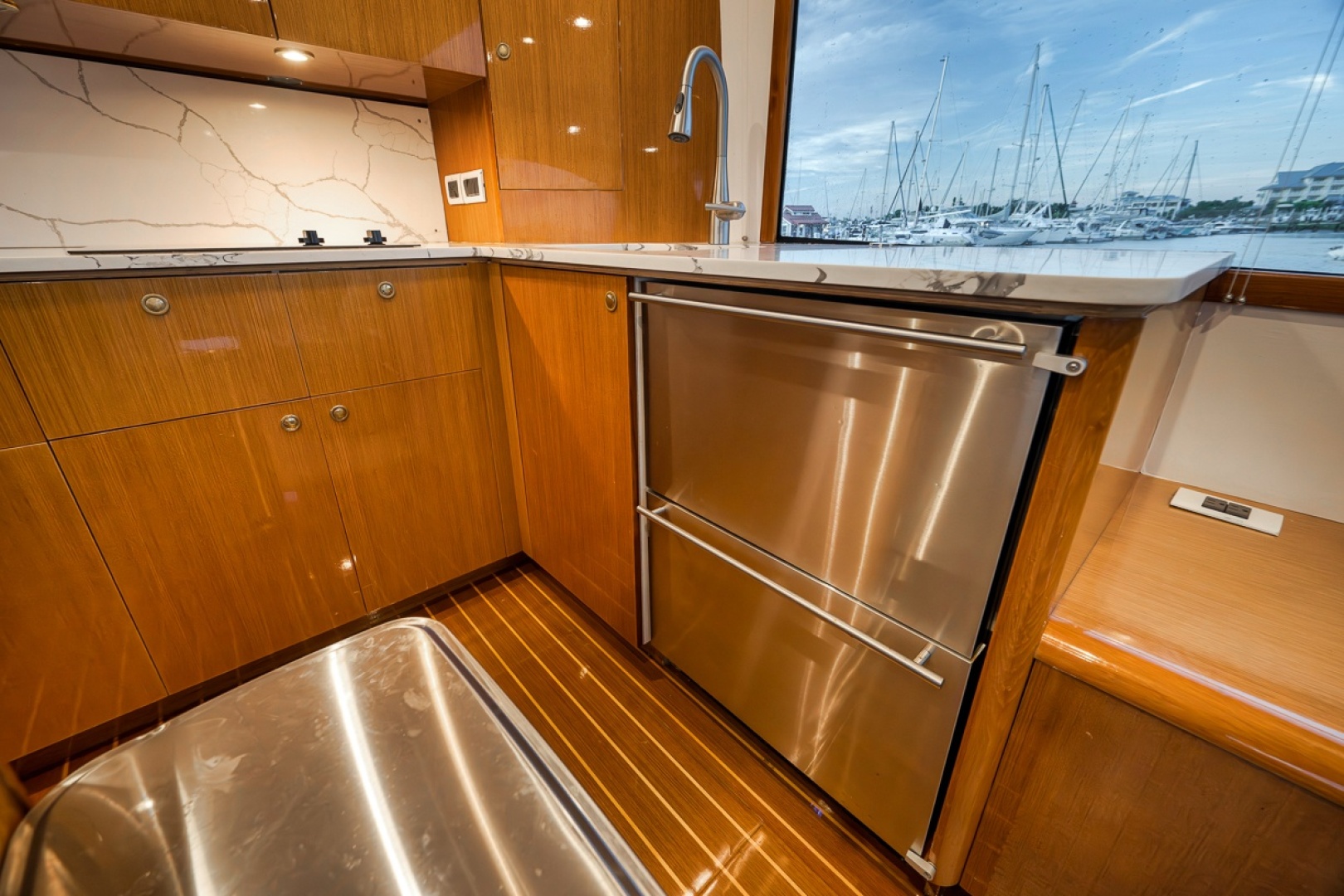 Incognito 58ft Weaver Yacht For Sale
