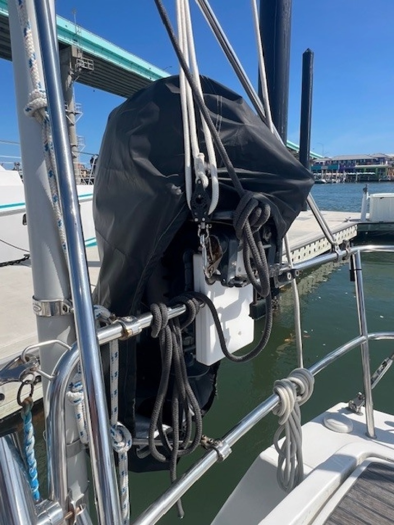 2009 Beneteau Oceanis 43