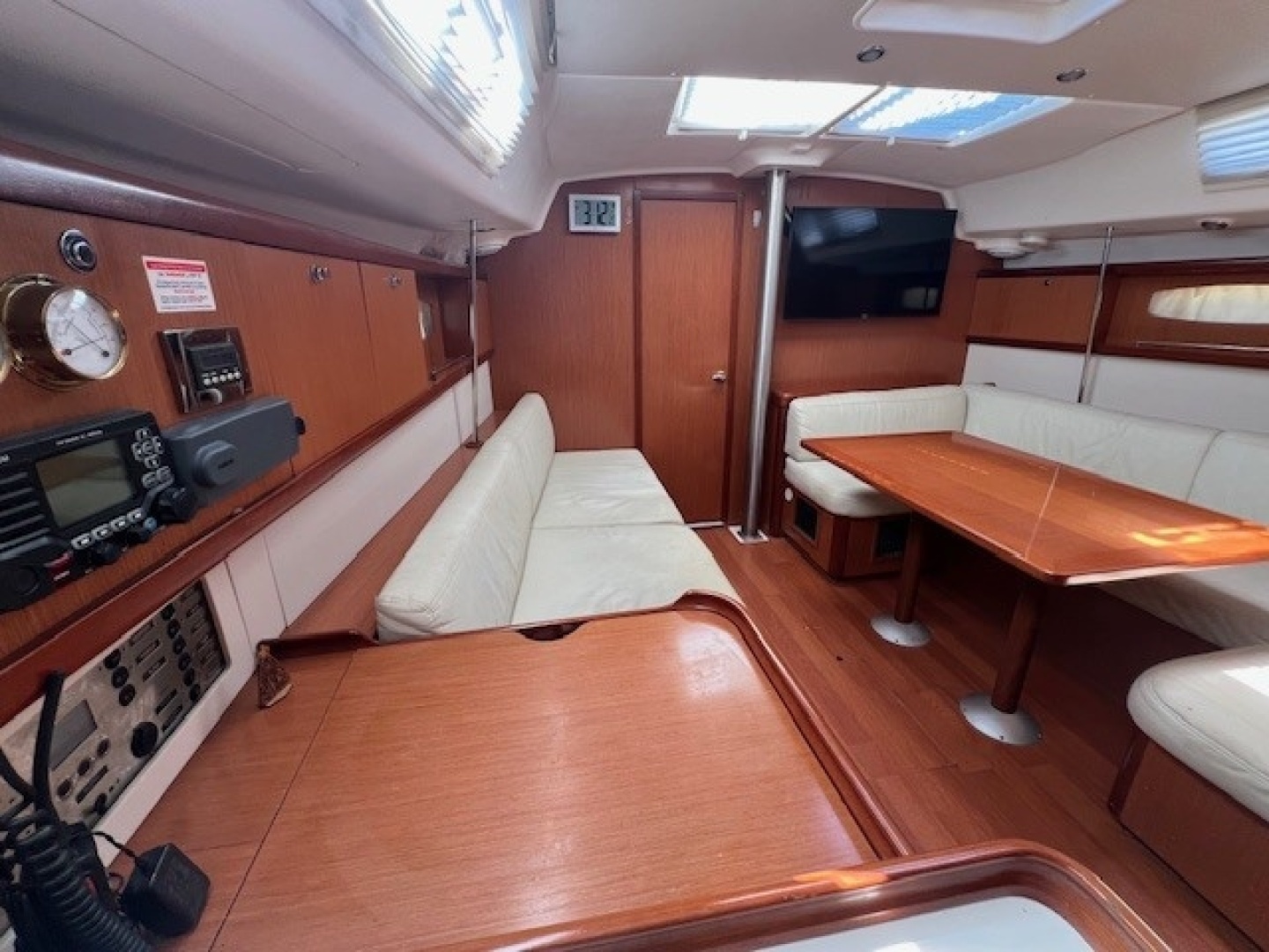 2009 Beneteau Oceanis 43