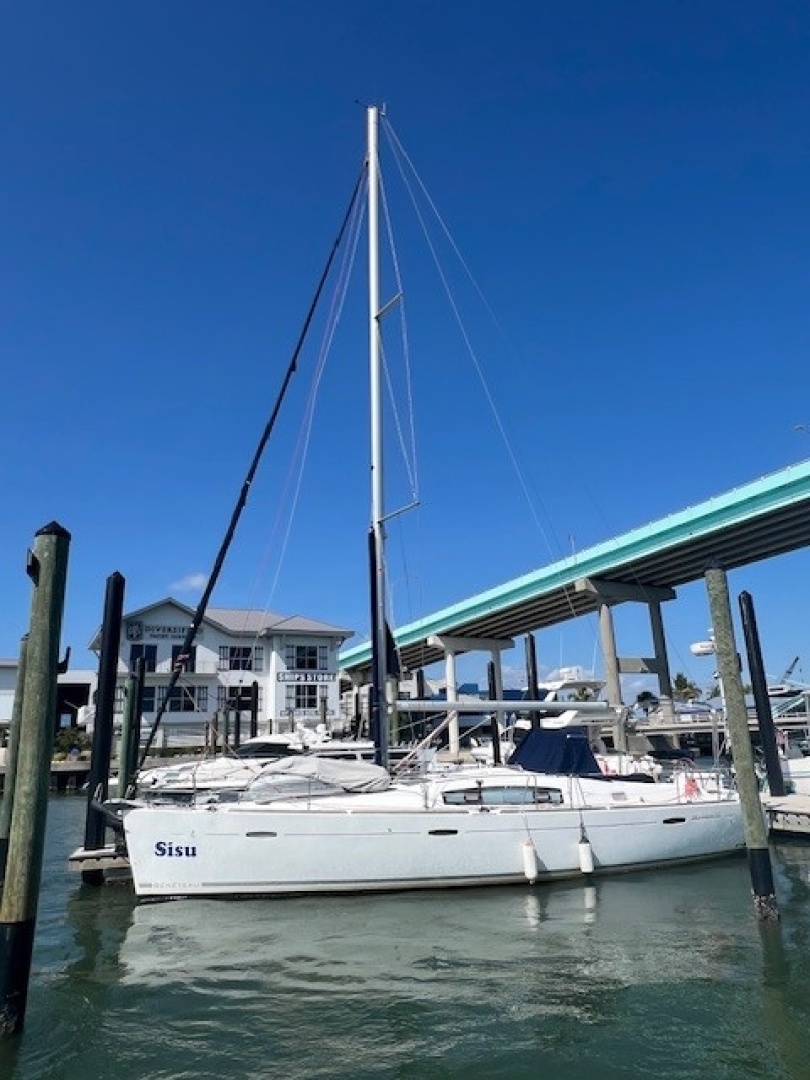 2009 Beneteau Oceanis 43