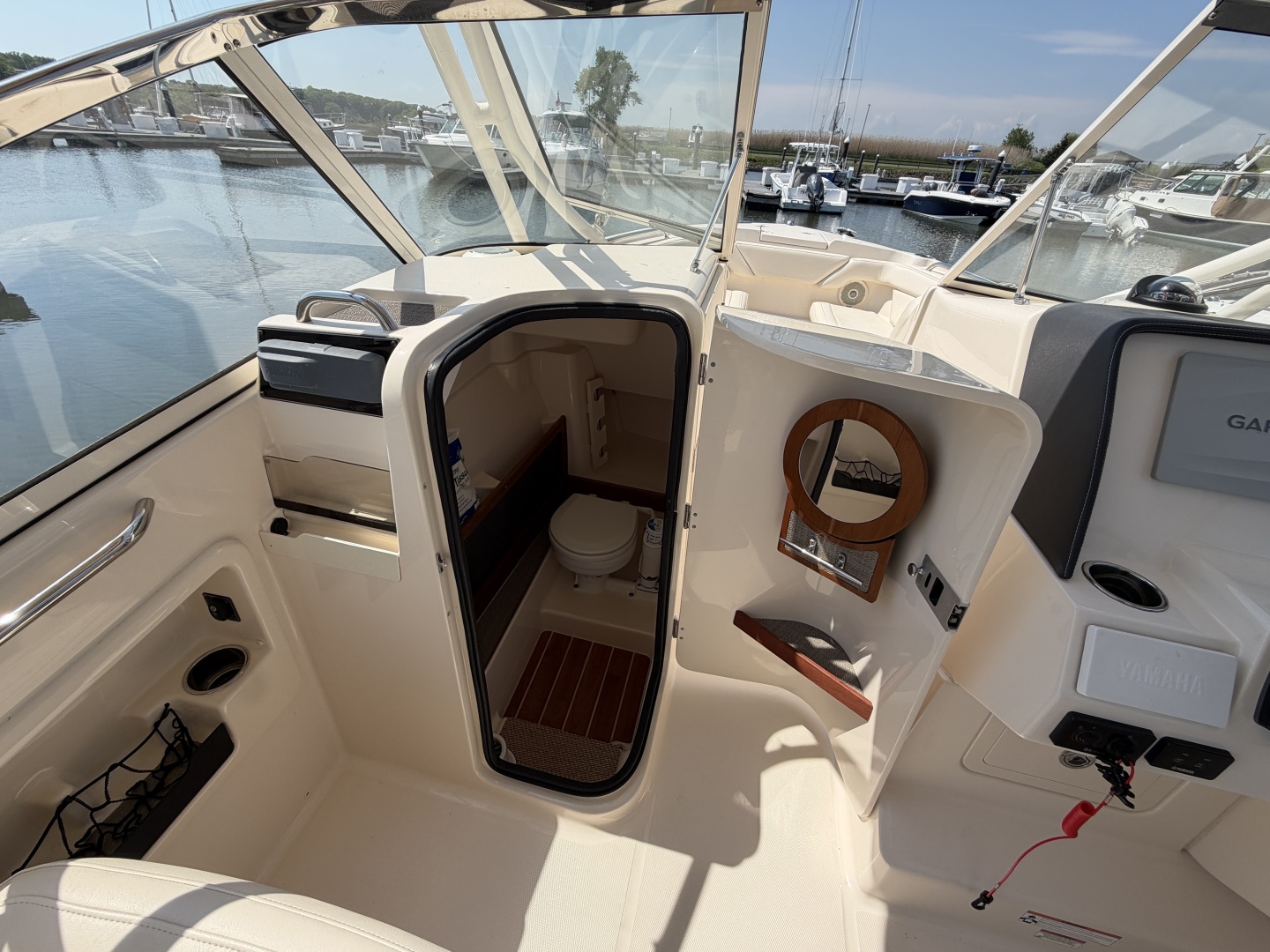 2018 Grady-White 275 Freedom