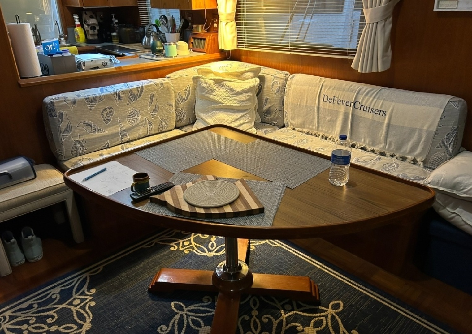 1990 DeFever Offshore Cruiser