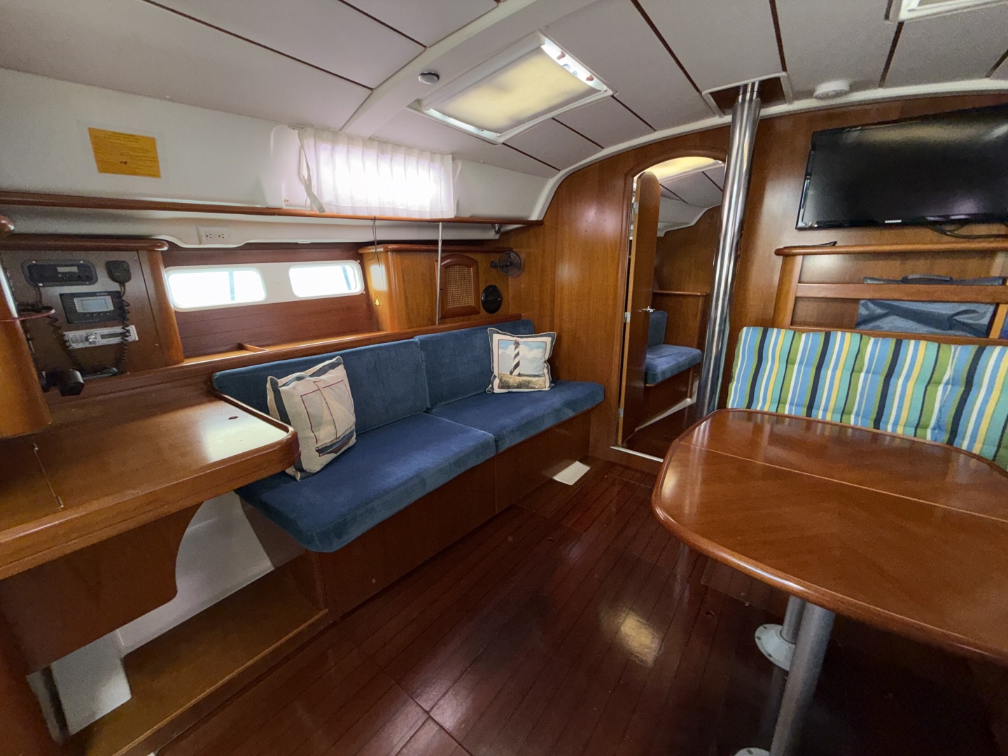 1998 Beneteau 411