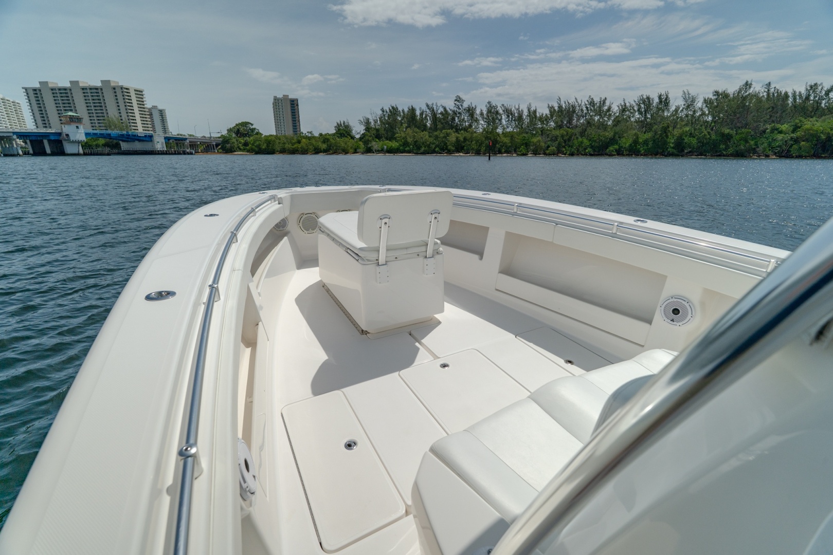 2017 Invincible 39 Open Fisherman