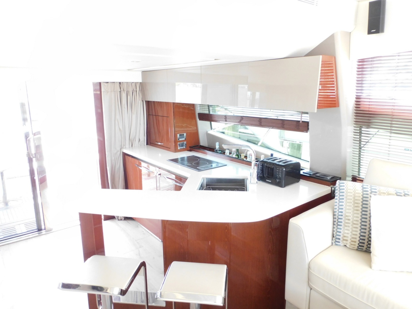 2019 Sea Ray 550L