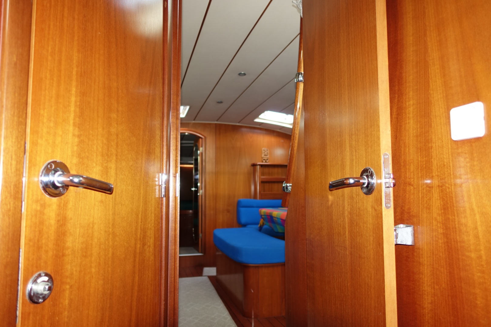 OYA 46ft Beneteau Yacht For Sale
