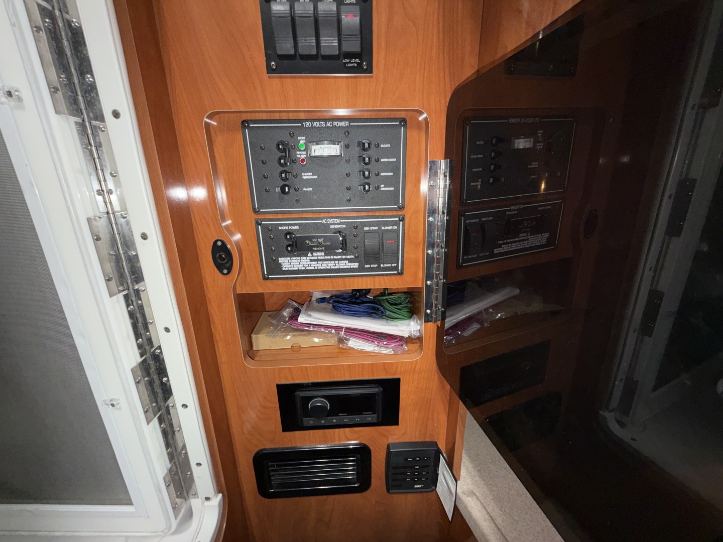26ft Four Winns Yacht For Sale 26ft Four Winns Yacht For Sale