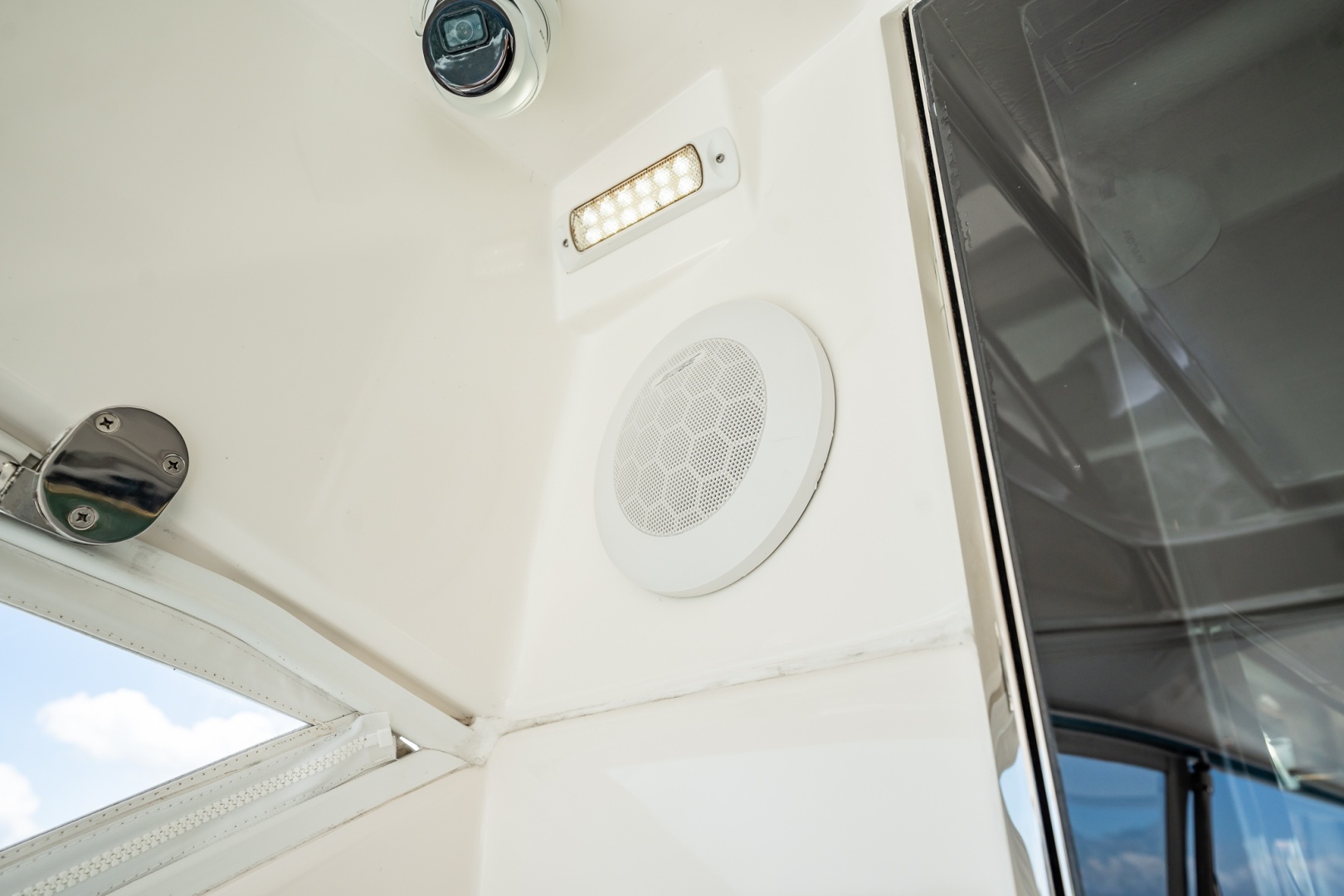 Riviera 5000 Sport Yacht - Photo 33