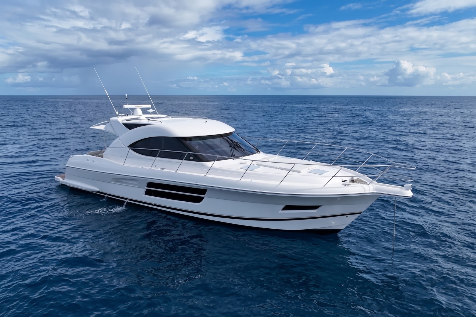 2016 Riviera 5000 Sport Yacht