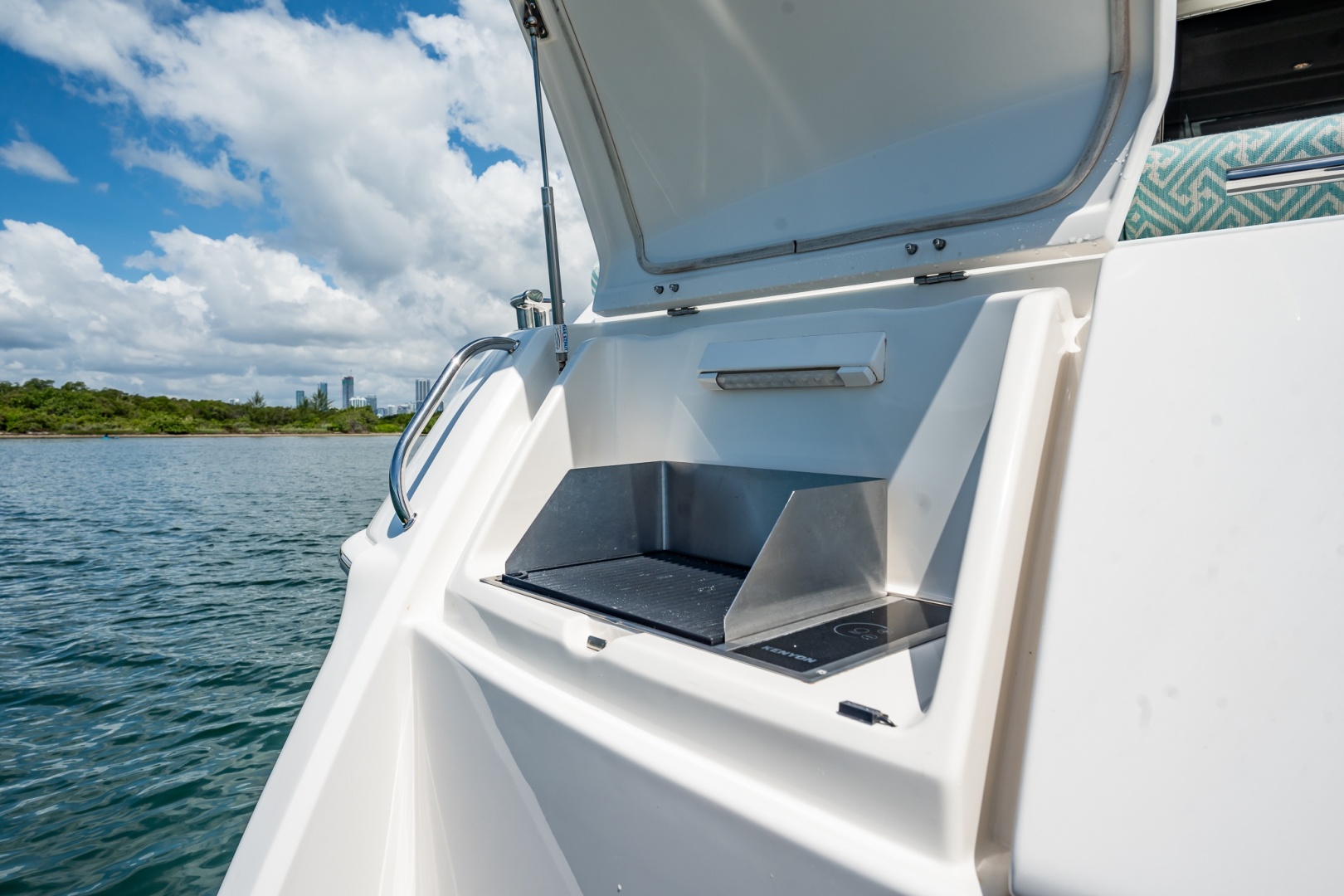 Riviera 5000 Sport Yacht - Photo 41