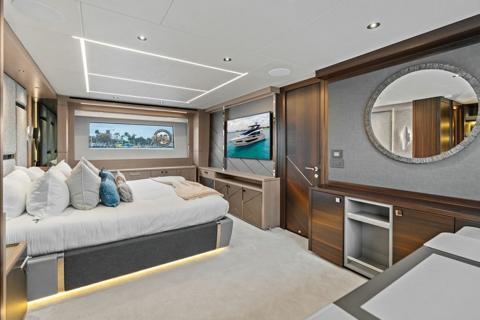 Dolce Far Niente 86ft Sunseeker Yacht For Sale Dolce Far Niente 86ft Sunseeker Yacht For Sale