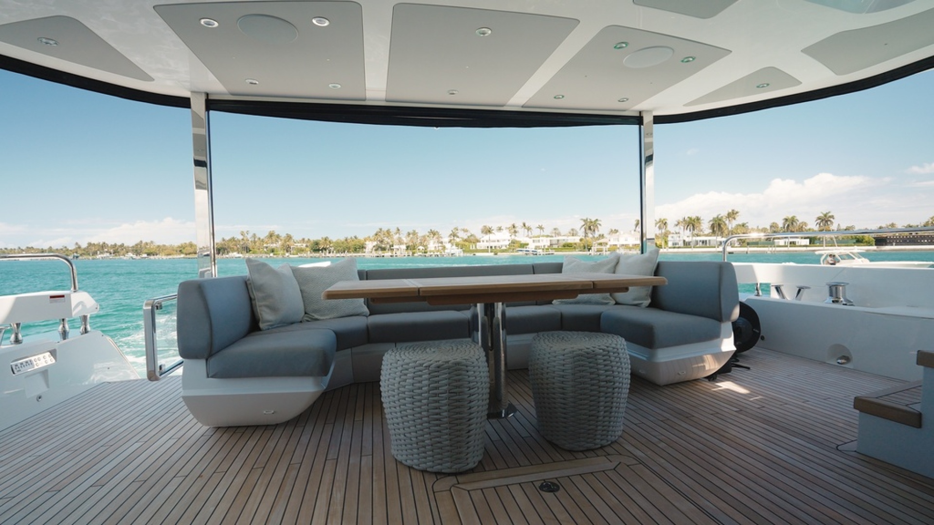 Dolce Far Niente 86ft Sunseeker Yacht For Sale Dolce Far Niente 86ft Sunseeker Yacht For Sale