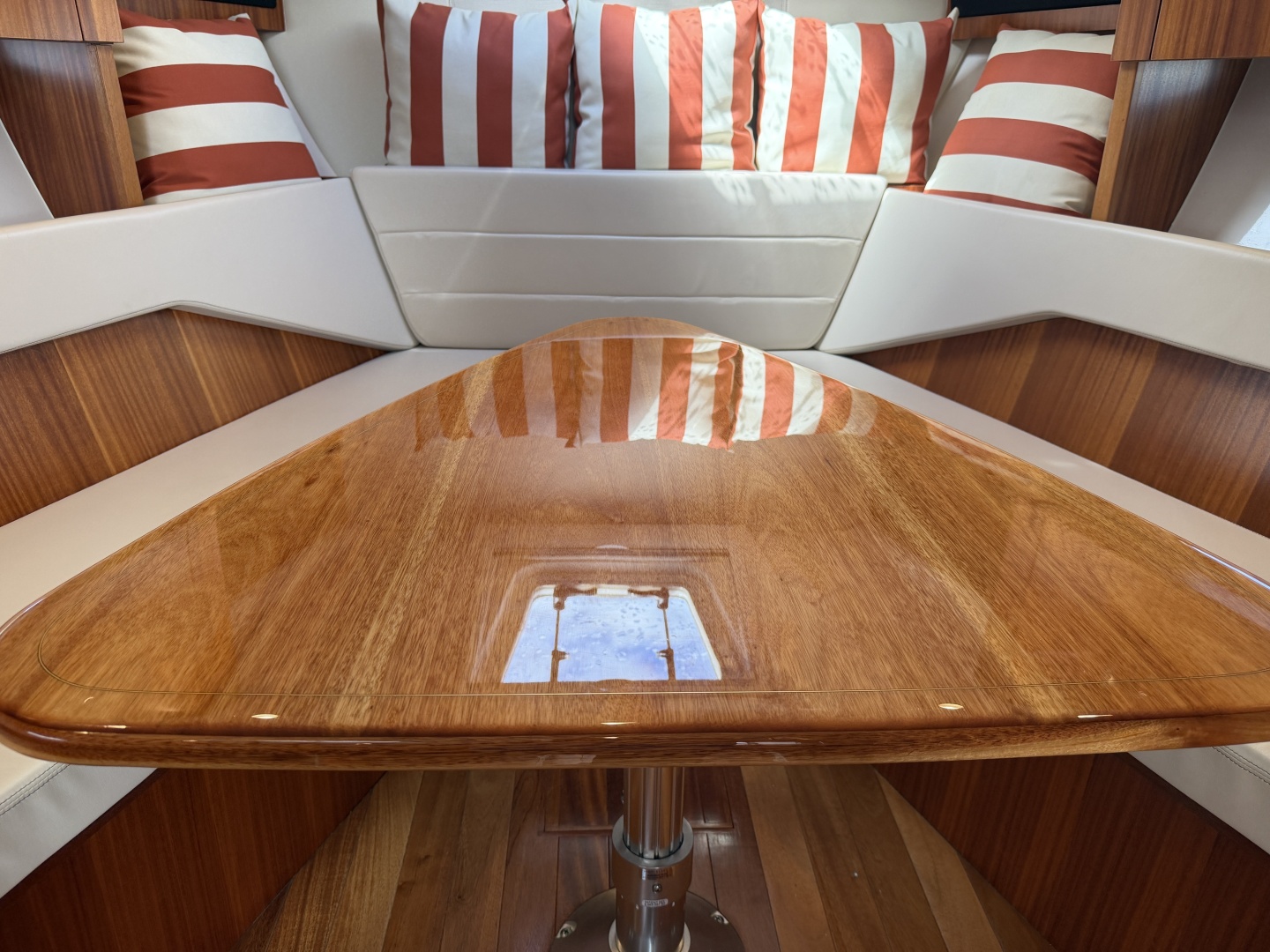 Pursuit SC 365i Sport Coupe — Lorimar - Photo 63