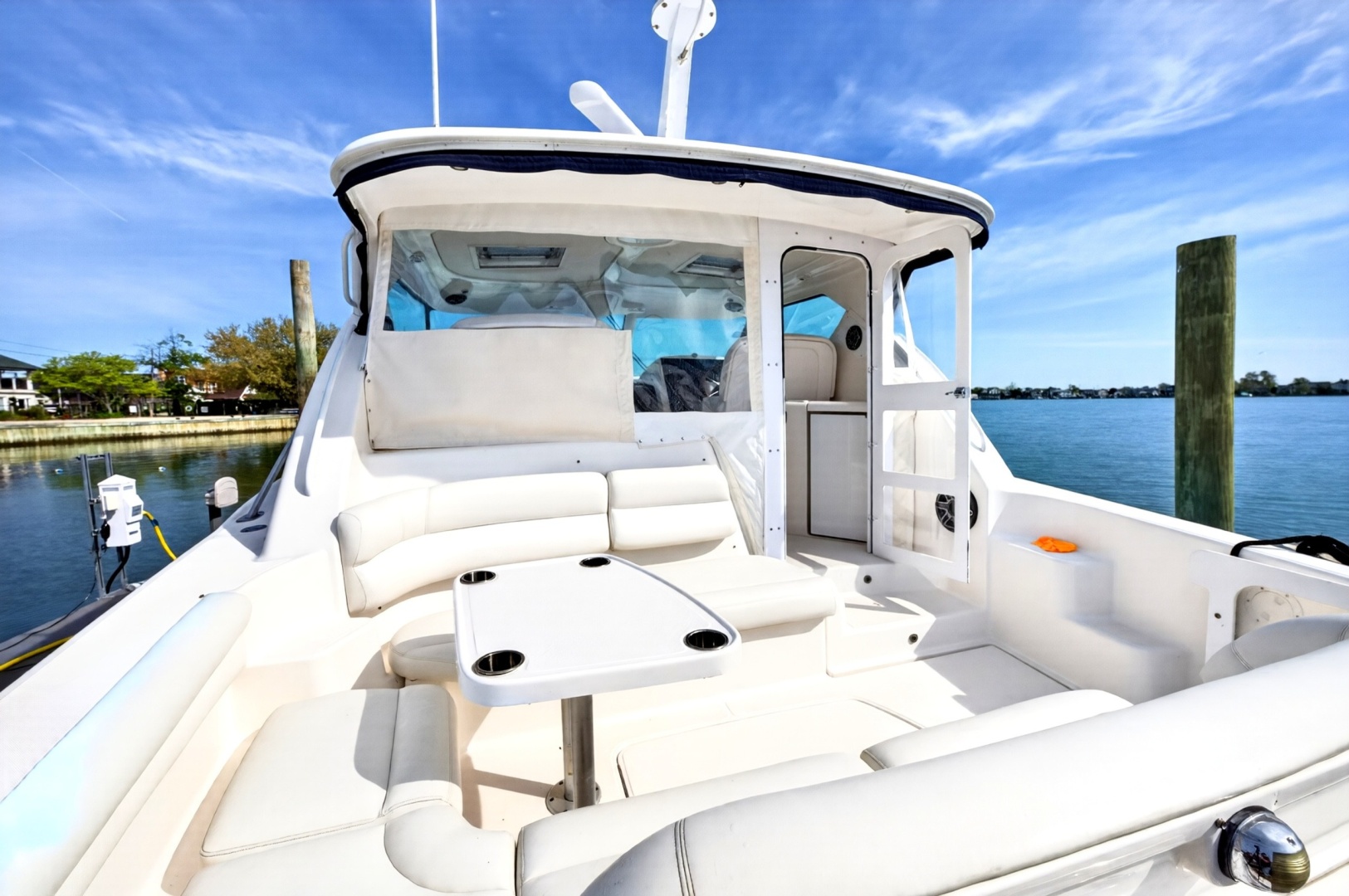 2006 Tiara Yachts 4300 Sovran
