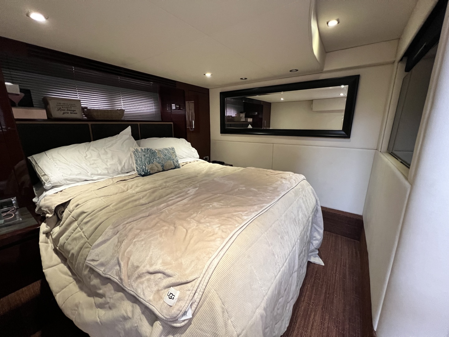 V Drives W Yacht Controller 51ft Sea Ray Yacht For Sale