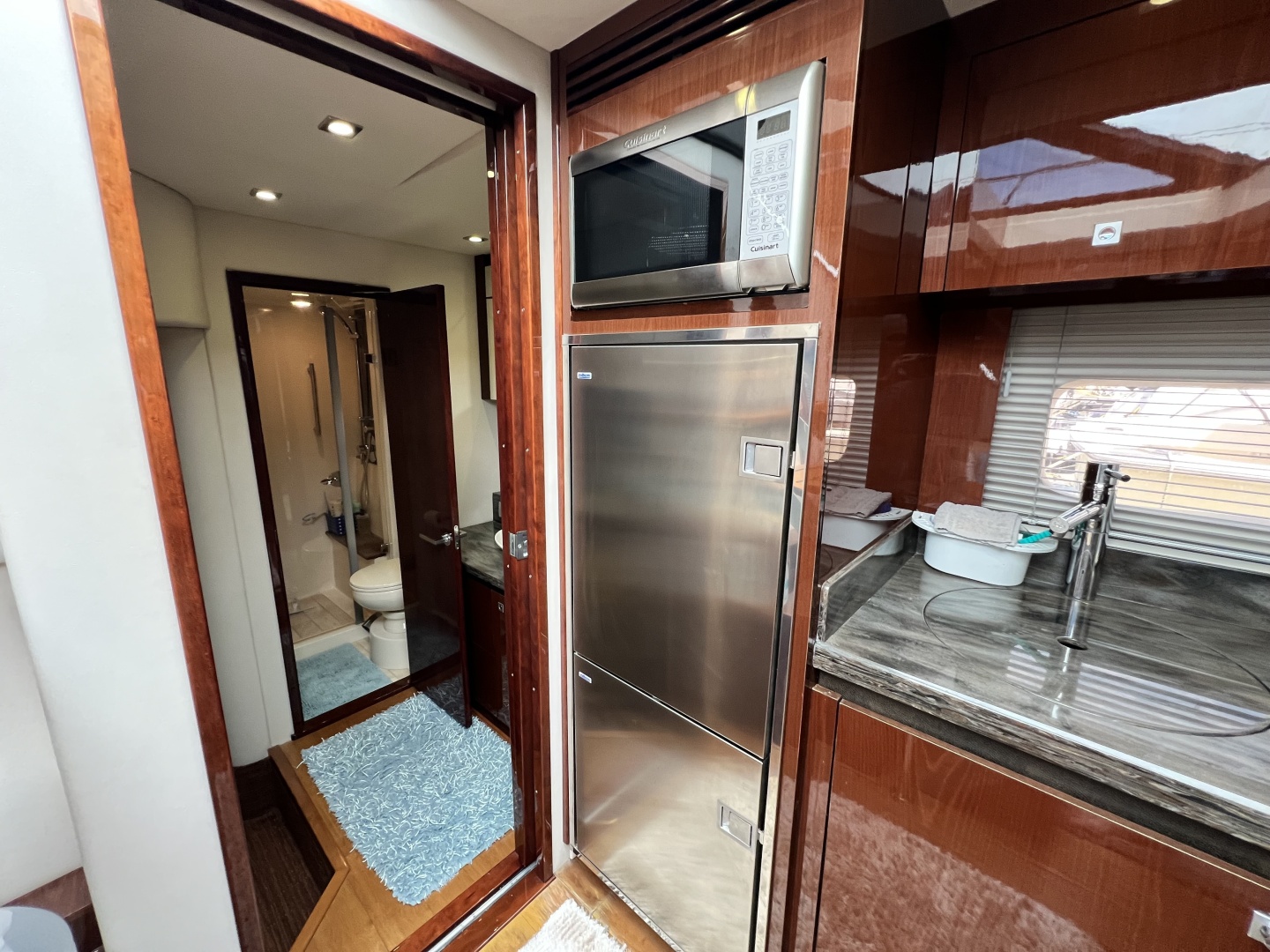 V Drives W Yacht Controller 51ft Sea Ray Yacht For Sale