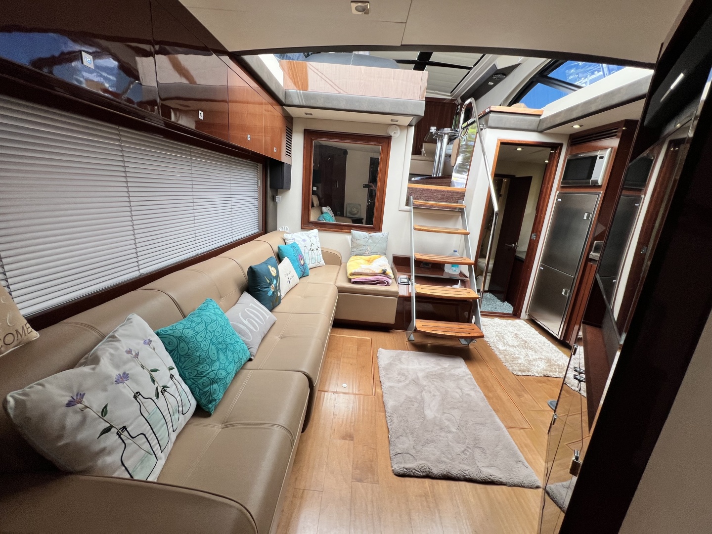V Drives W Yacht Controller 51ft Sea Ray Yacht For Sale
