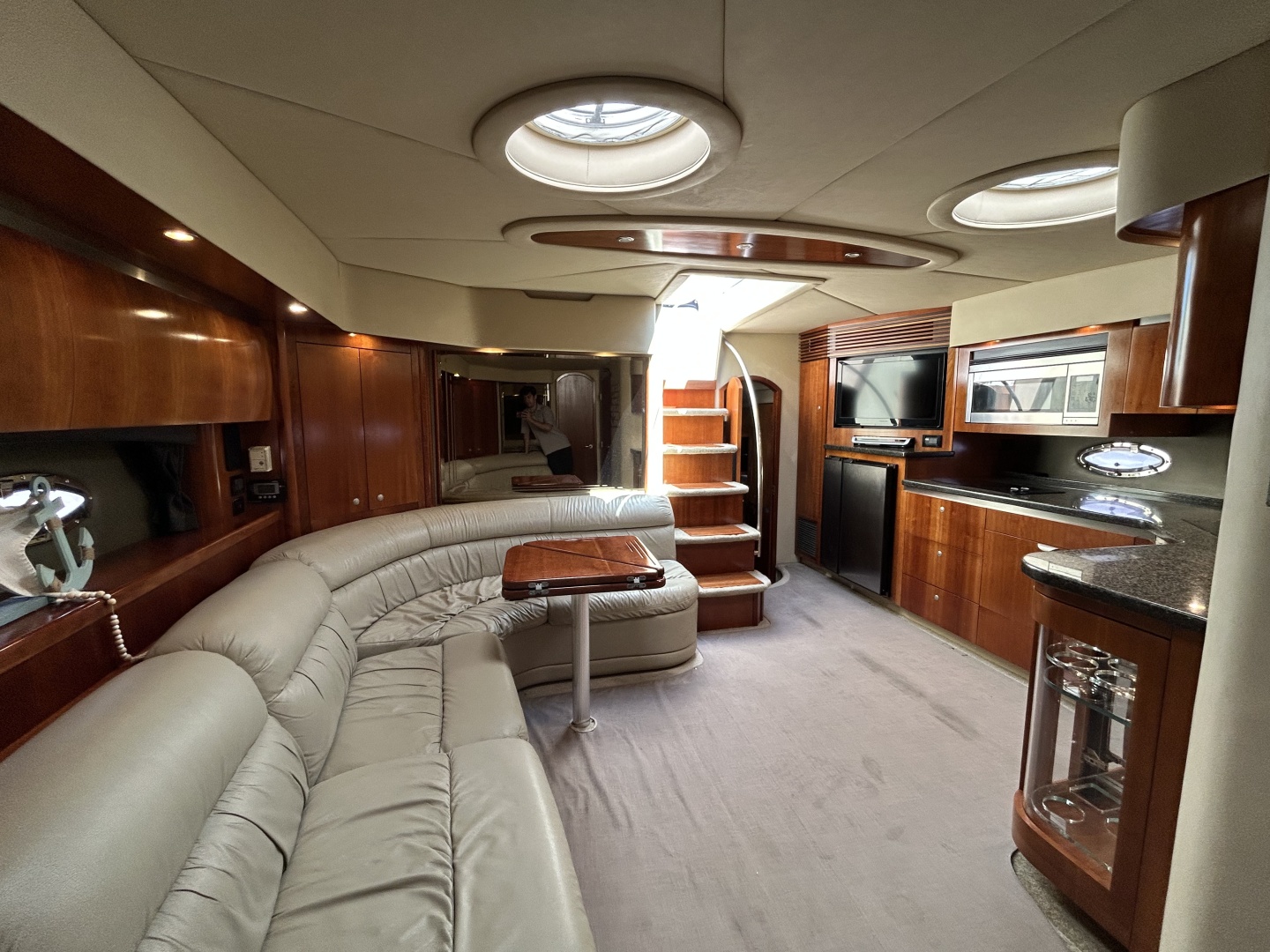 2006 Cruisers Yachts 520 Express