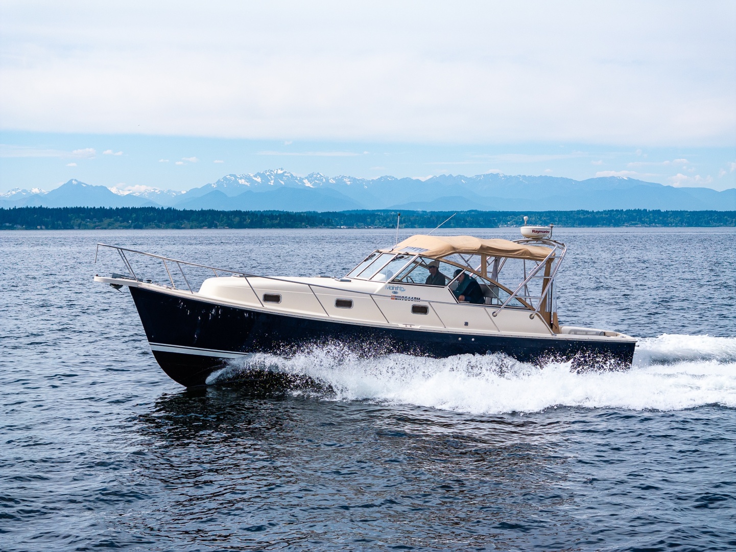 2004 Mainship Pilot 34