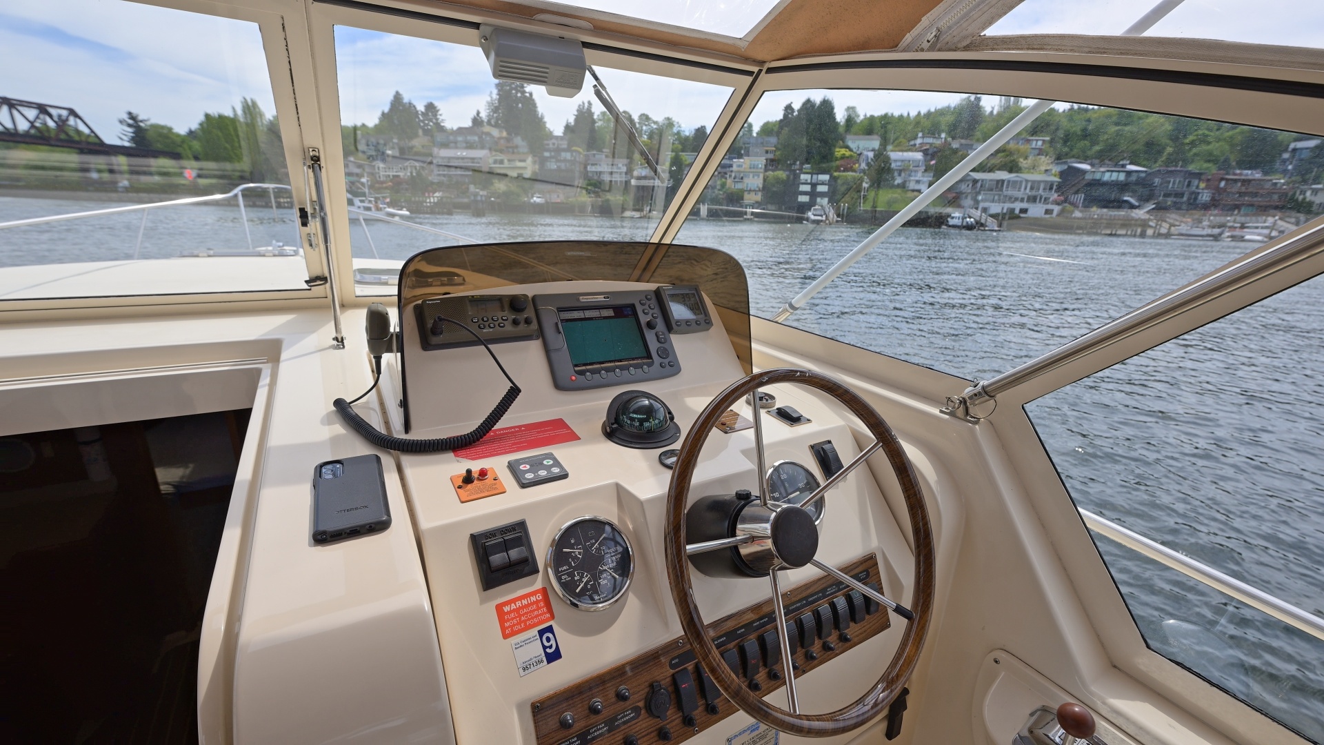 2004 Mainship Pilot 34