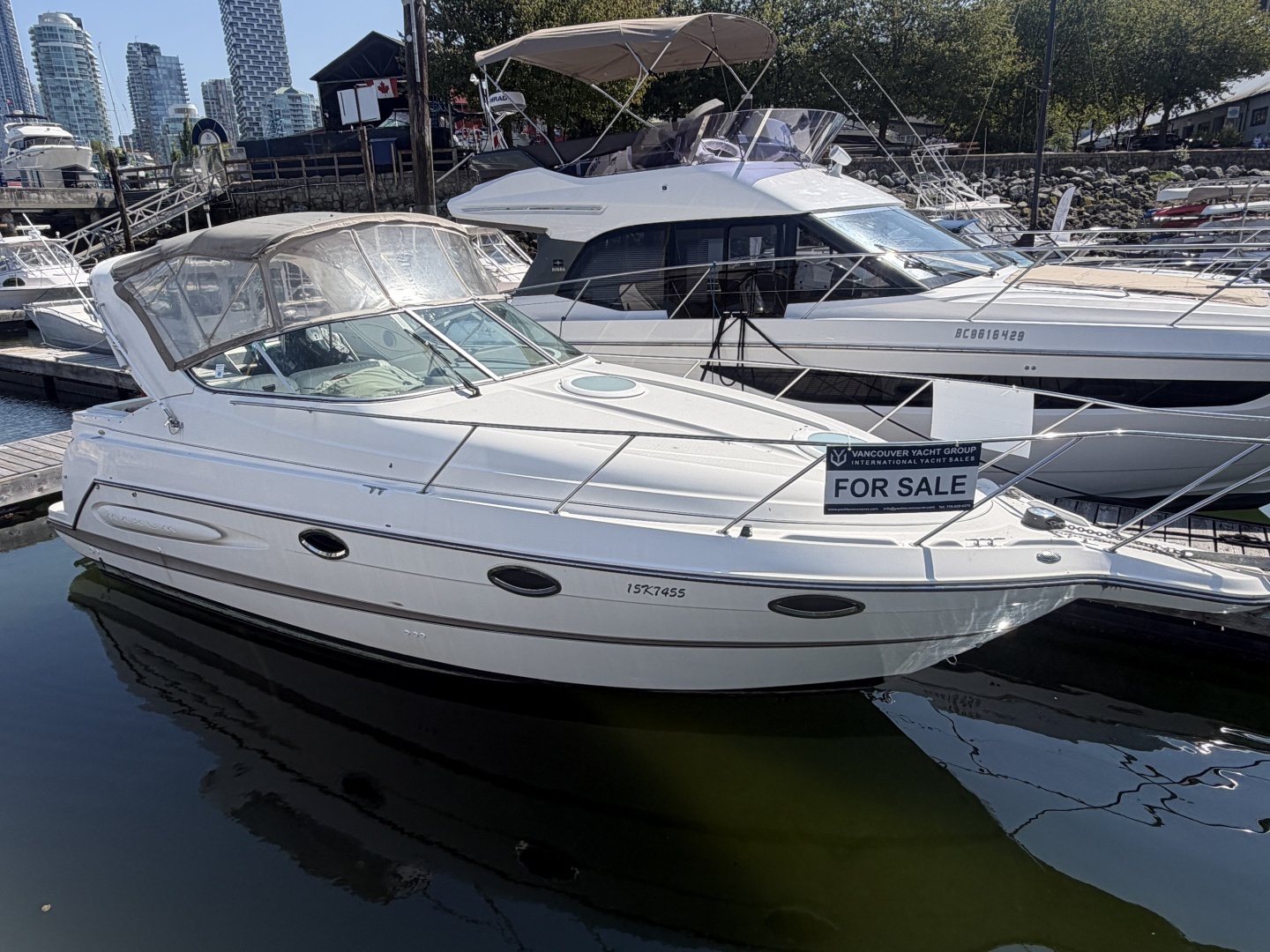 2003 Maxum 2900 SCR