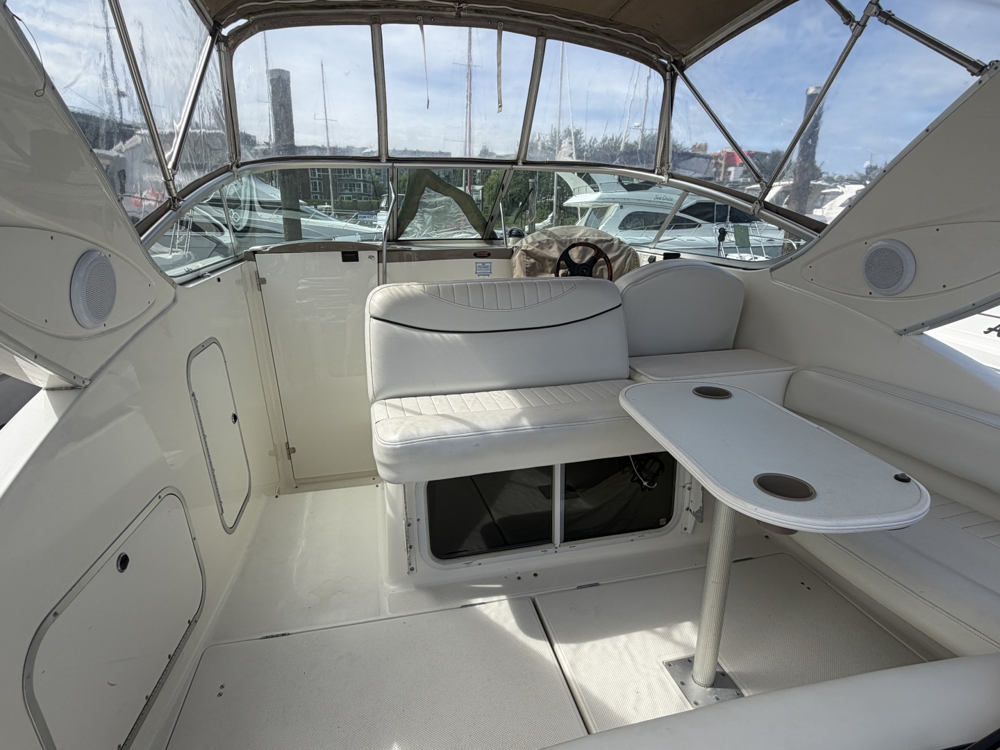 29ft Maxum Yacht For Sale