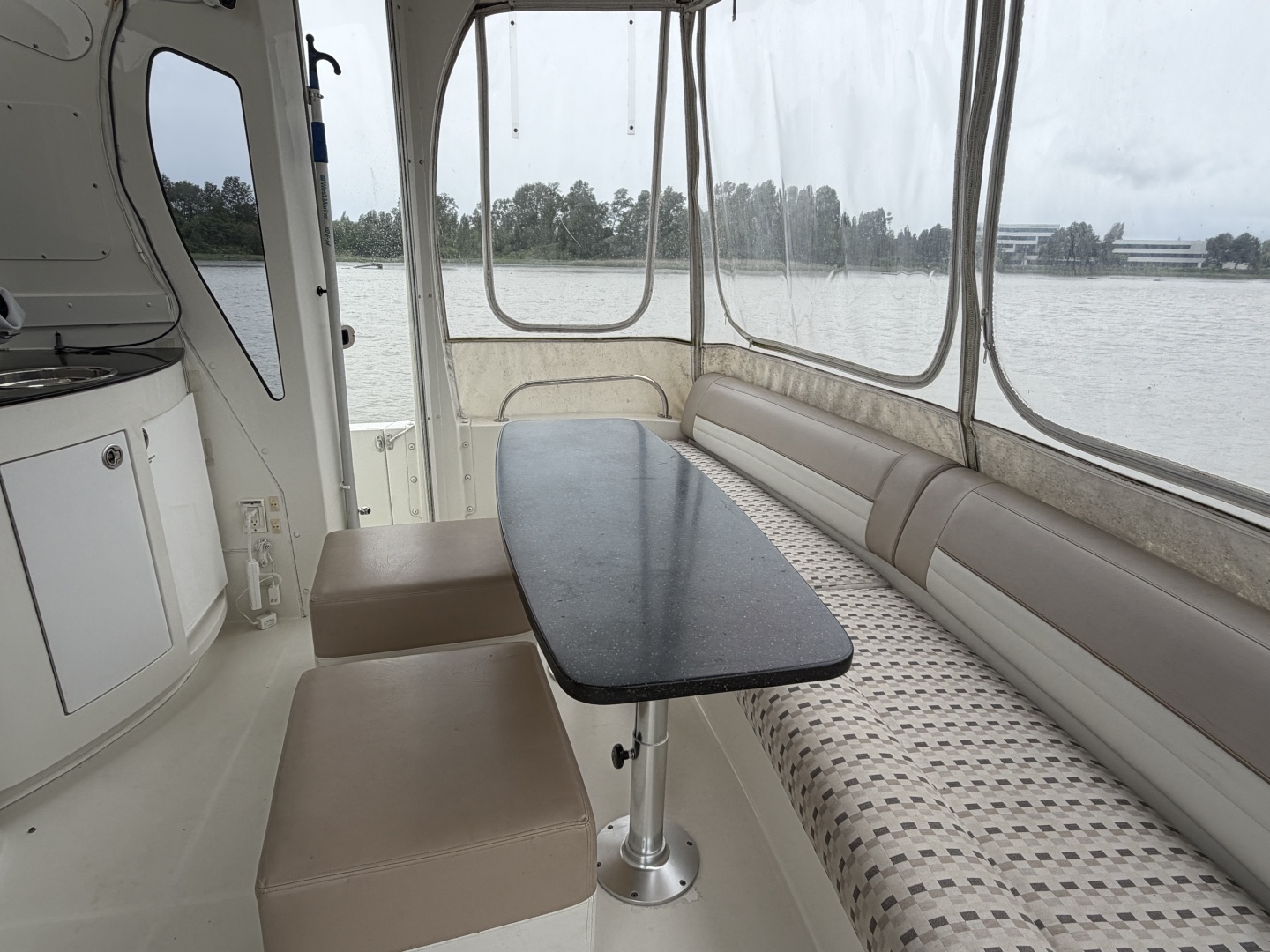 2008 Carver 47MY