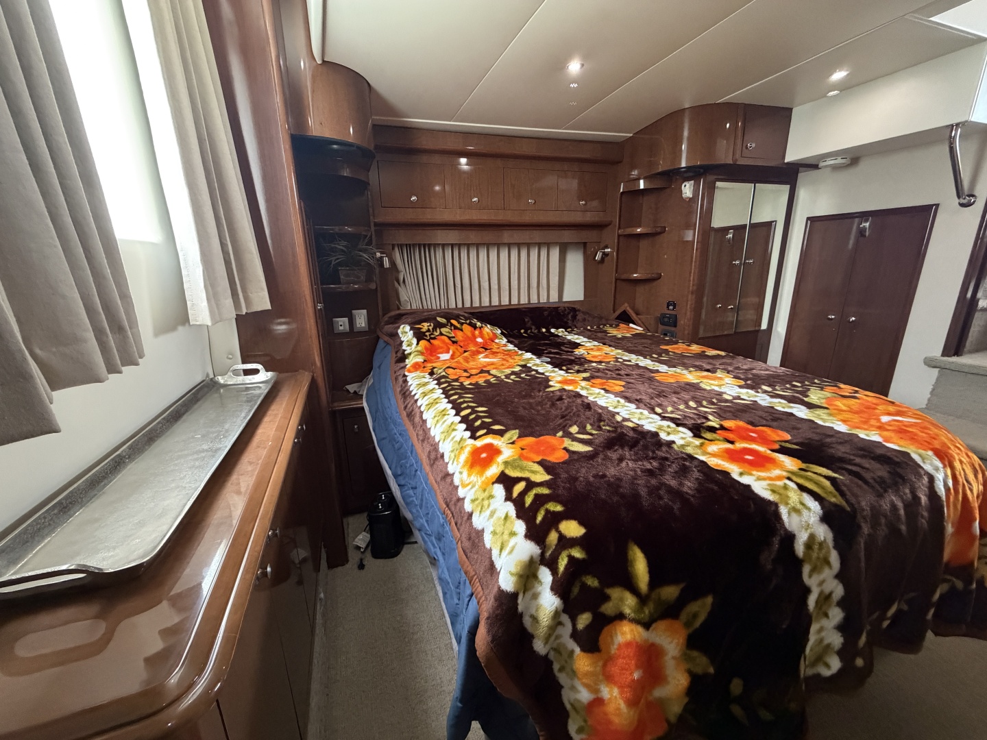 Helios 47ft Carver Yacht For Sale