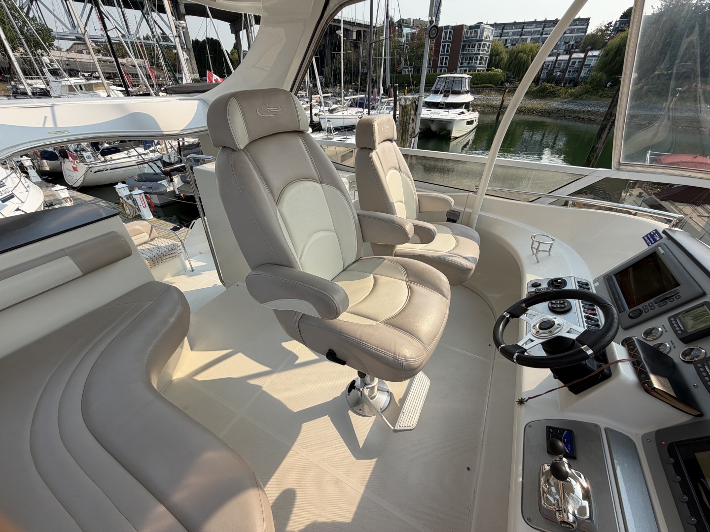 Helios 47ft Carver Yacht For Sale