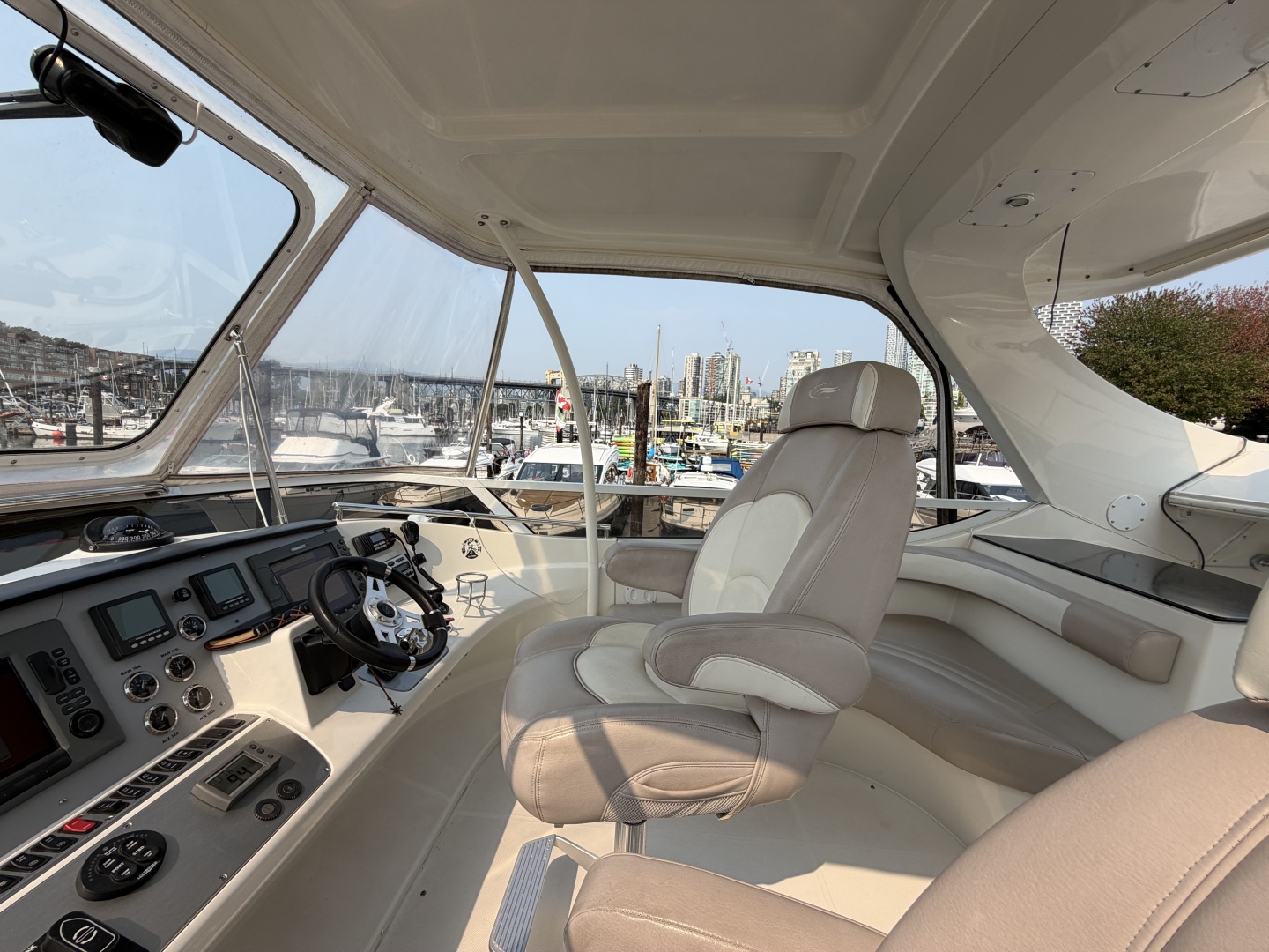 Helios 47ft Carver Yacht For Sale