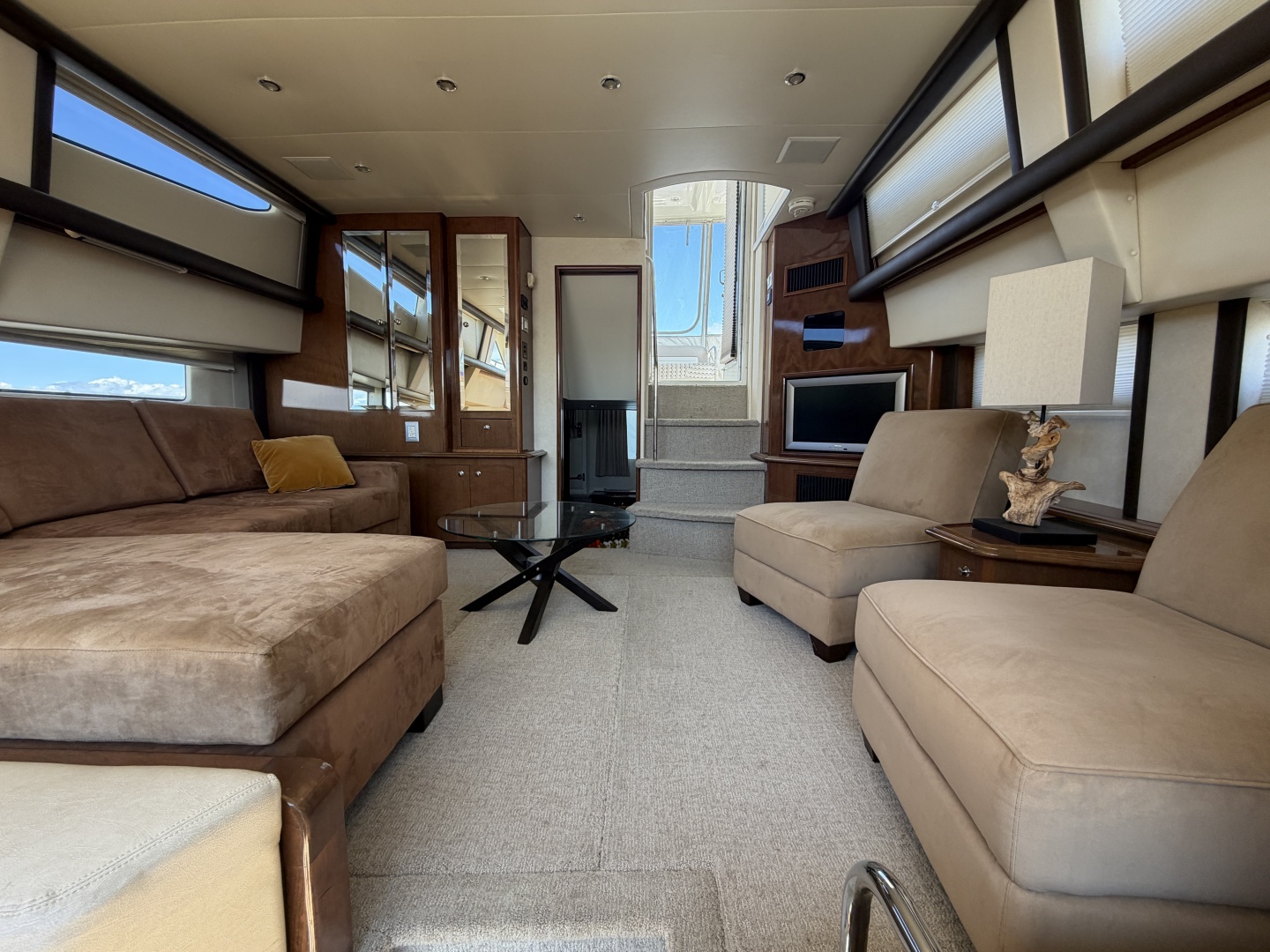 Helios 47ft Carver Yacht For Sale