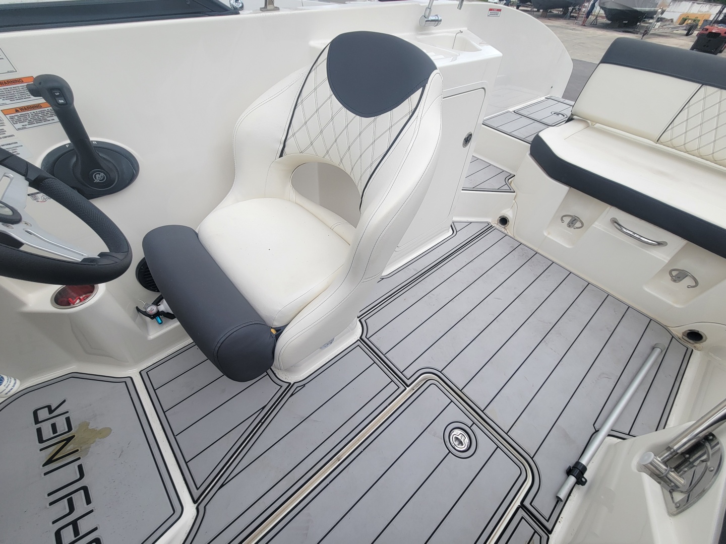 2023 Bayliner DX 2200