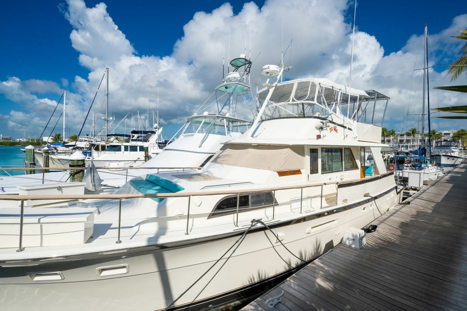 58ft Hatteras Yacht For Sale