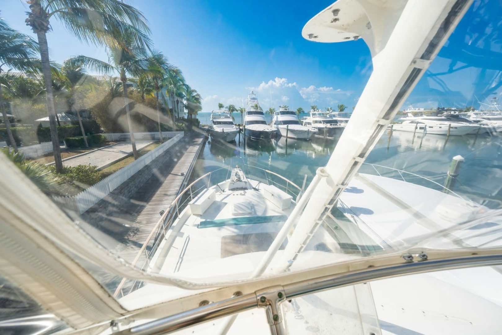 58ft Hatteras Yacht For Sale