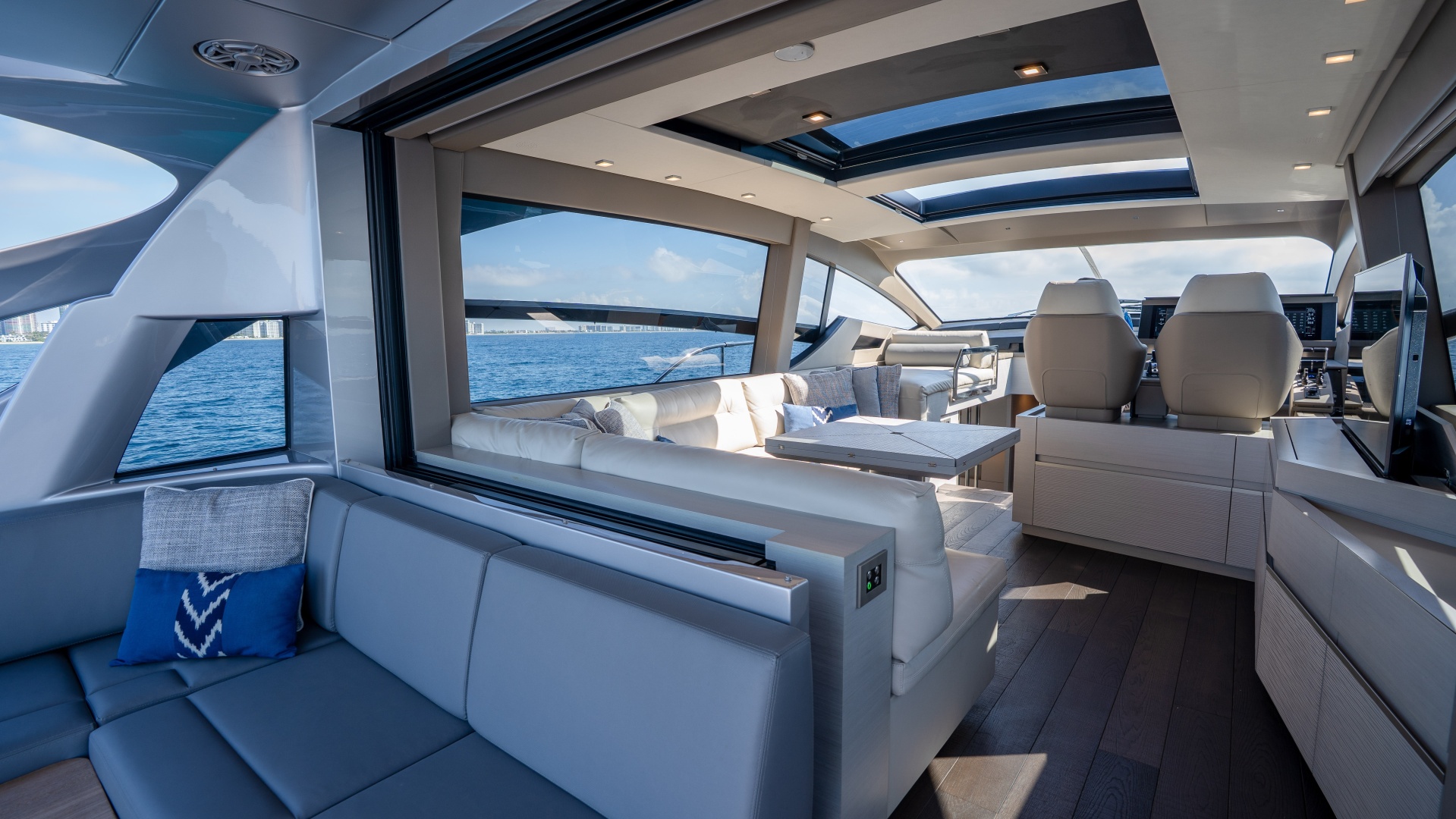Pershing 7X — NIKI - Photo 39