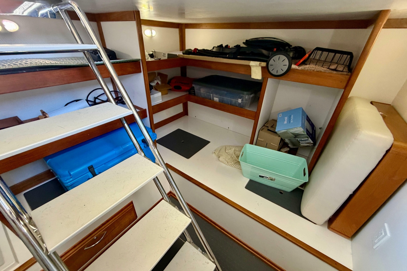 2016 Sabre 48 Salon Express