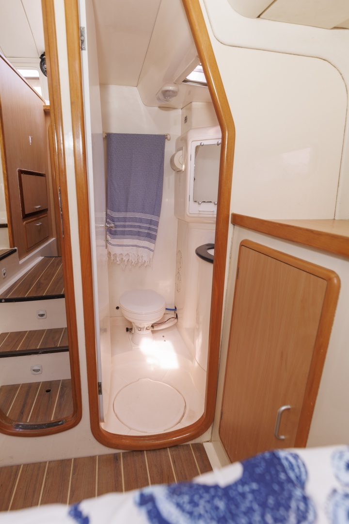 ESCAPE 43ft Leopard Yacht For Sale ESCAPE 43ft Leopard Yacht For Sale