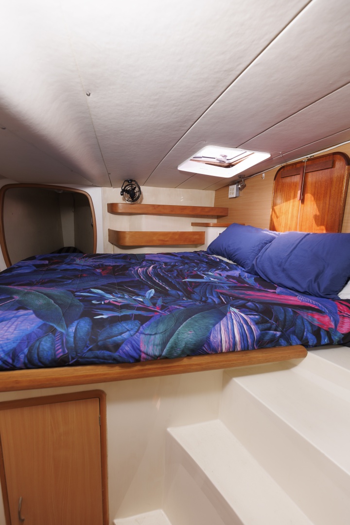 ESCAPE 43ft Leopard Yacht For Sale ESCAPE 43ft Leopard Yacht For Sale